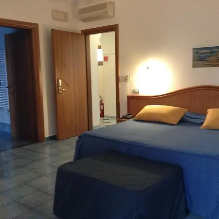 Szálloda Floridiana 3*