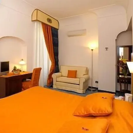 Floridiana Otel 3*