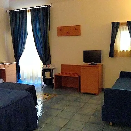 Szálloda Floridiana 3*